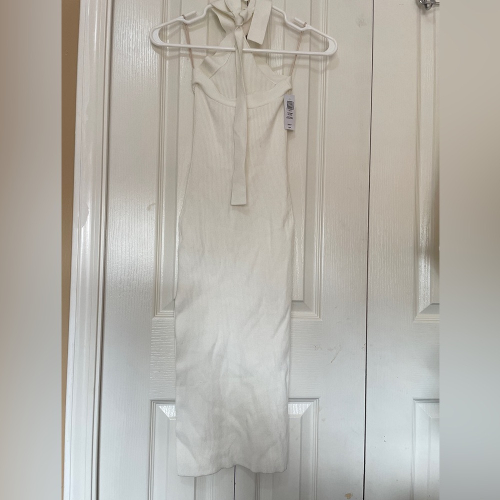 Aritzia Wilfred Caynne Halter dress sz XXS